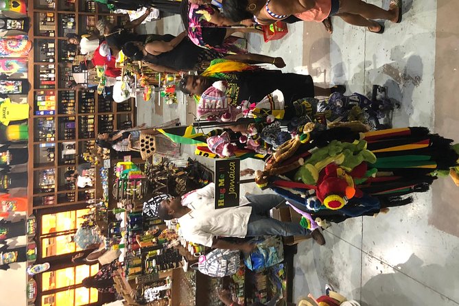 Explore Montego Bay Private Highlight Tour from Montego Bay - Sam Sharpe Square and the Montego Bay Cultural Center