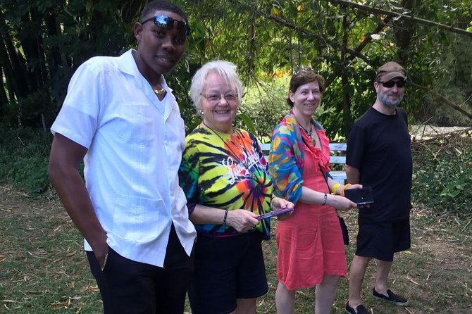 Explore Montego Bay Private Highlight Tour from Montego Bay - What makes the best guides effective