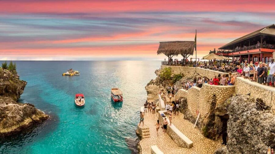 From Montego Bay/Falmouth: Negril Beach Catamaran Cruise - Snorkeling and swimming near Negril