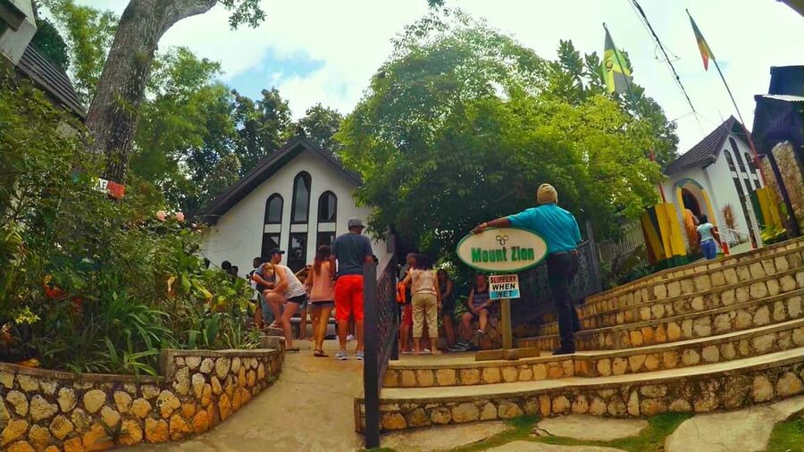 From Montego Bay: The Bob Marley Guided Tour of Nine Mile - The long road from Montego Bay to Nine Mile