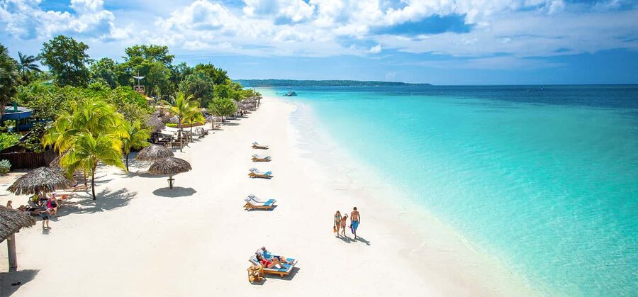 From Negril/Palladium: Negril Beach and Ricks Cafe Tour - A seven-hour day with a loose rhythm