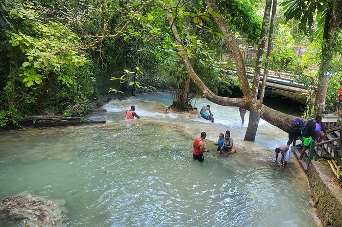Full-Day Guided Tour to Dunns River Falls & shopping with lunch - Lunch keeps the schedule practical