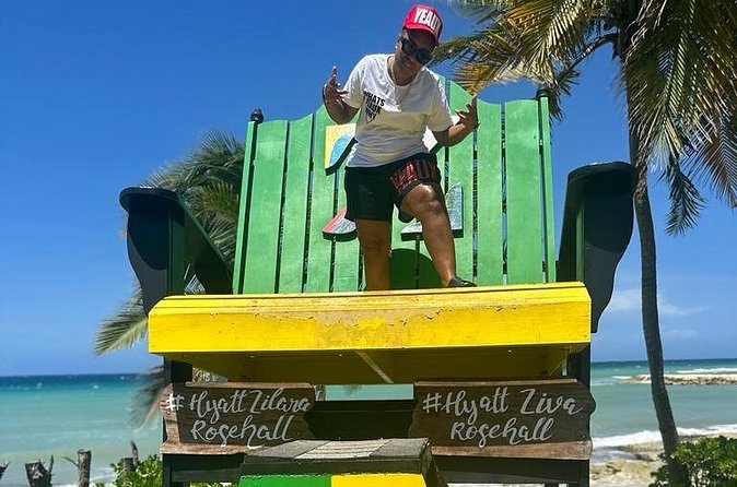 Full Day Tour of Negril Beach: Margaritaville & Rick's Cafe Live - What the private format changes