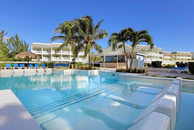 Grand Palladium and Lady Hamilton Private Airport Transfer - Key details before you book
