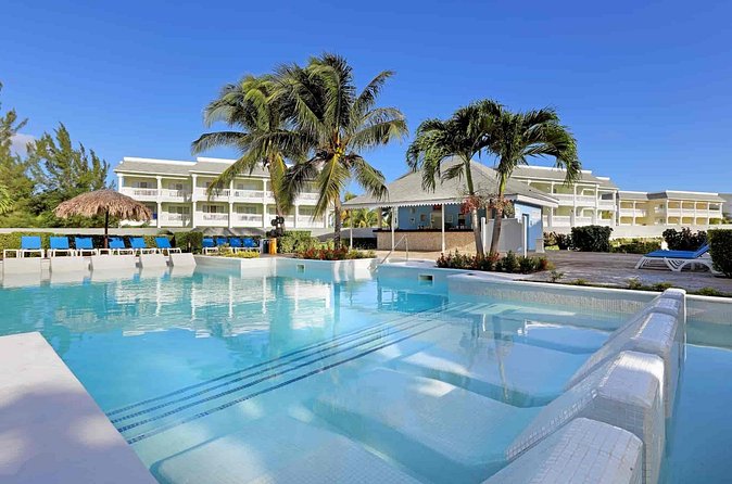 Grand Palladium and Lady Hamilton Private Airport Transfer - Why private transport can be worth $40 per person