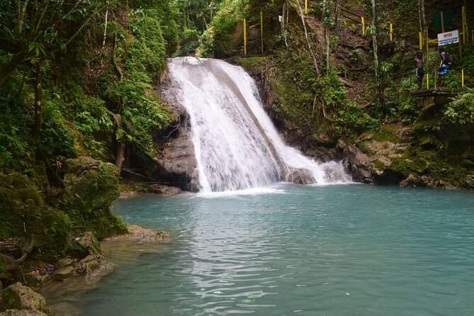 Horse Back Riding and Blue Hole From Montego Bay - How the timing affects your day