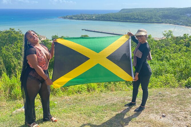 Horse Back Riding and Blue Hole From Montego Bay - The value of a private vehicle and local guide