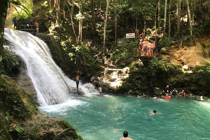 Horseback Ride, Blue Hole, Secret Falls, River Rafting & Tubing - Horseback riding: ask for the exact setup