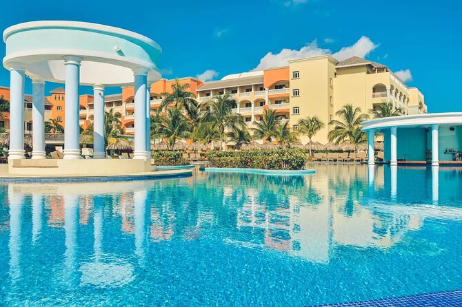 Iberostar Rose Hall Private Airport Transfer - The 25-minute ride to Iberostar Rose Hall