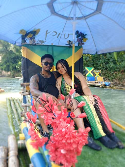 Jamaica Bamboo Rafting Experience with Limestone Massage - What your guide adds to the ride