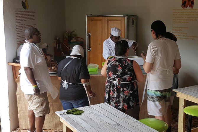 Jamaica Culture Tour: Culinary, Cultural, History and Dance - Guides who shape the day