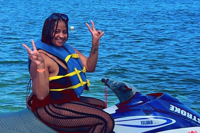 Jamaica Experience Bundle - A quiet start on the bamboo raft