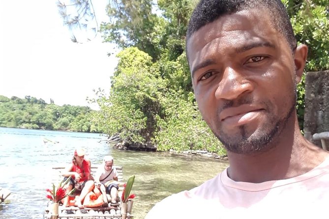 Jamaica Martha Brae Bamboo Rafting with Bus Transportation - What the one-hour rafting trip feels like