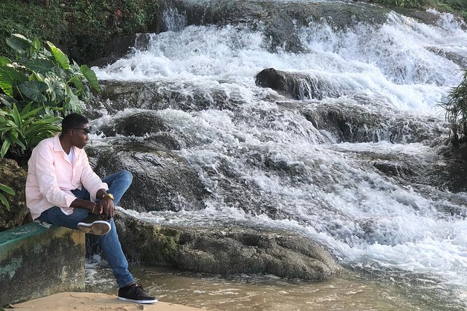 Jamaica Martha Brae River Rafting/Dunn’s River Falls Private Tour - The guides can make the difference