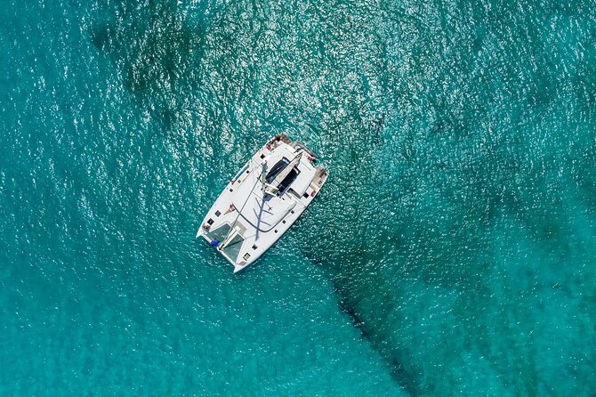 Jamwest Beach Negril Family Catamaran Cruise Pick up from Lucea - Cruising along the seven-mile beach