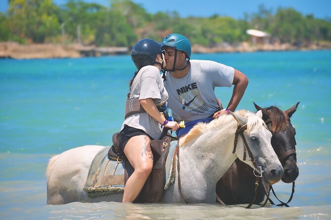 Jamwest Negril Zipline and Horseback Combo - The horseback ride through the Jamaican countryside