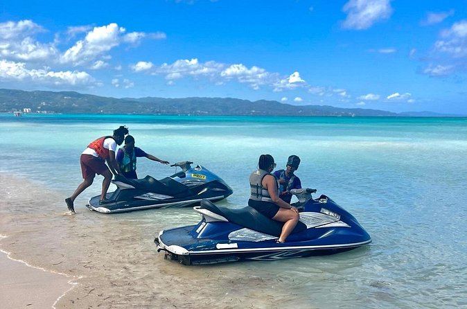 Jet Ski in Montego Bay - Who will enjoy this most?