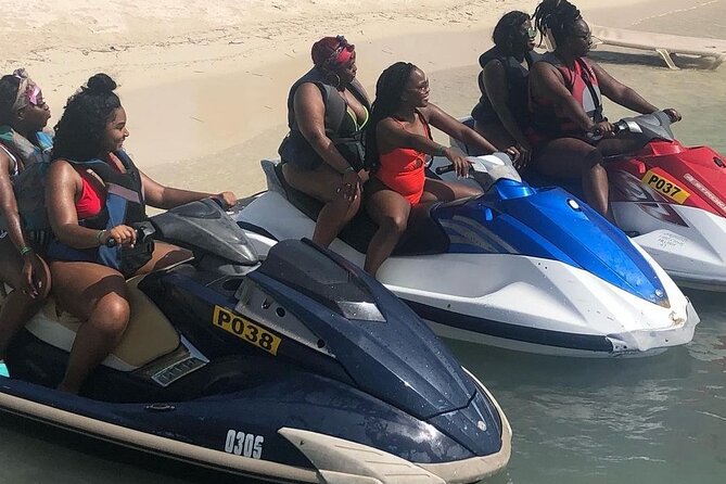 Jet Ski/ Parasailig Water Activity in Montego Bay Jamaica. - Booking details that can save you trouble
