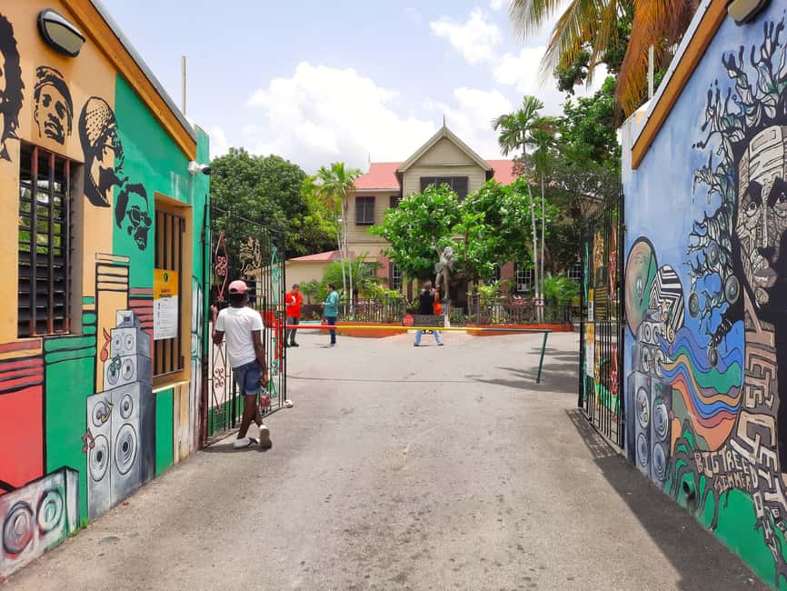 Kingston: Bob Marley Museum Tour from Kingston - Seeing the One Love Peace Concert Hologram