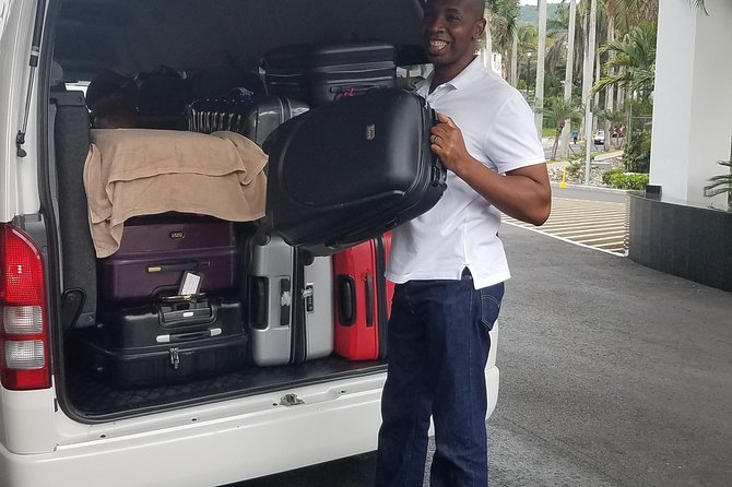 Kingston Round Trip Airport Transfers to Ocho Rios - Who will get the most from this booking?