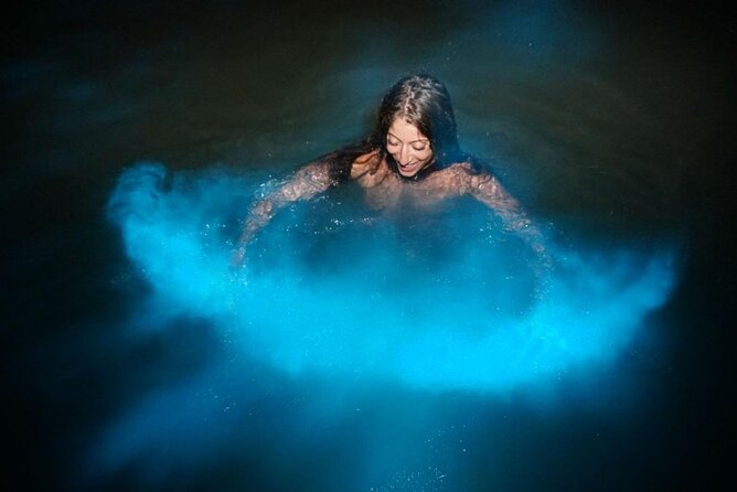 Luminous Lagoon "Glistening Waters" Tour from Grand Palladium Resorts - What happens on the water