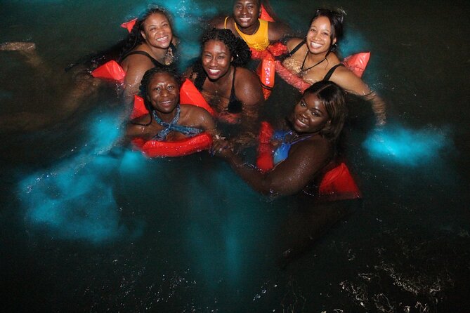 Luminous lagoon Private & Group tour from Runaway Bay - Arriving at the lagoon and paying the entrance fee