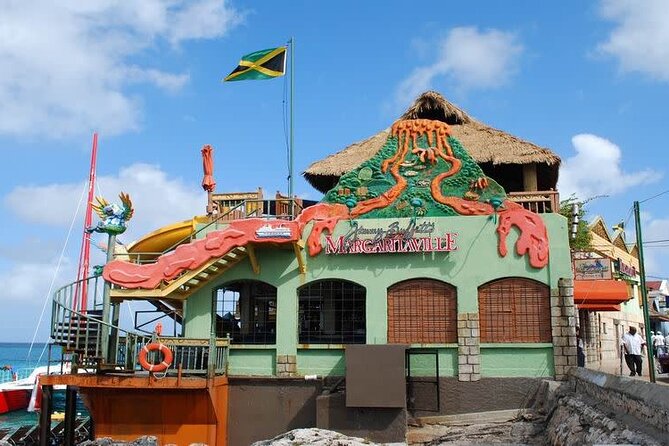 Margaritaville Hip-Strip and Great River Rafting Private Tour - Floating down the Great River at Lethe