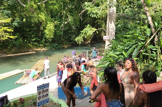 Martha Brae Private River Rafting from Montego Bay - Who will enjoy this Jamaican river outing