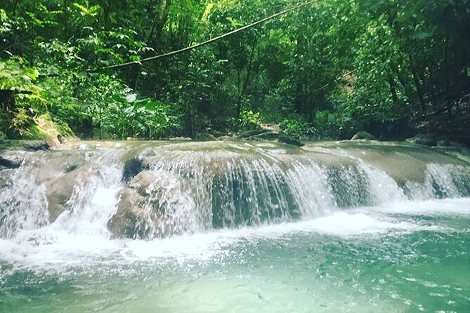 Mayfield Falls Tour with Lunch, drink, Entry & Transp(Original) - How hard is the Mayfield Falls route?