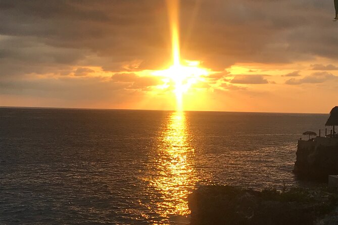 Montego Bay Airport Taxi to Grand Palladium & Spa - Price, group size, and real value