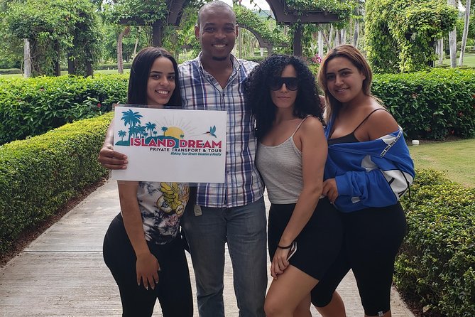 Montego Bay Airport Transfer to Hilton Rose Hall - The short ride to Hilton Rose Hall