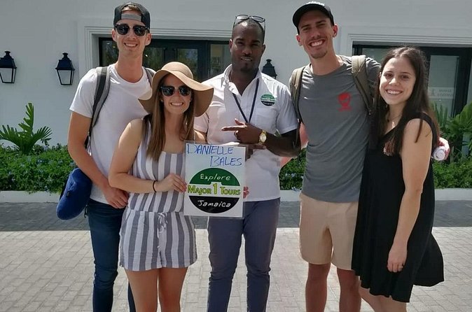 Montego Bay Airport Transfer to Ocean Eden Bay and Coral Spring - Why the airport meeting service matters