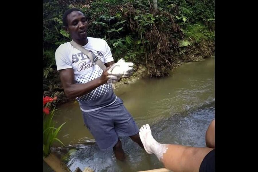 Montego Bay: Bamboo River Rafting and Limestone Foot Massage - What the river ride is really like