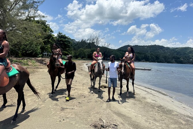 Montego Bay Beach Horseback Riding Tour - Transportation, group size, and practical details
