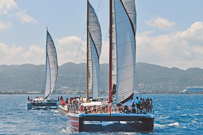 Montego Bay Catamaran: Snorkel Tour with Open Bar & Reggae DJ - Key points to know before you book