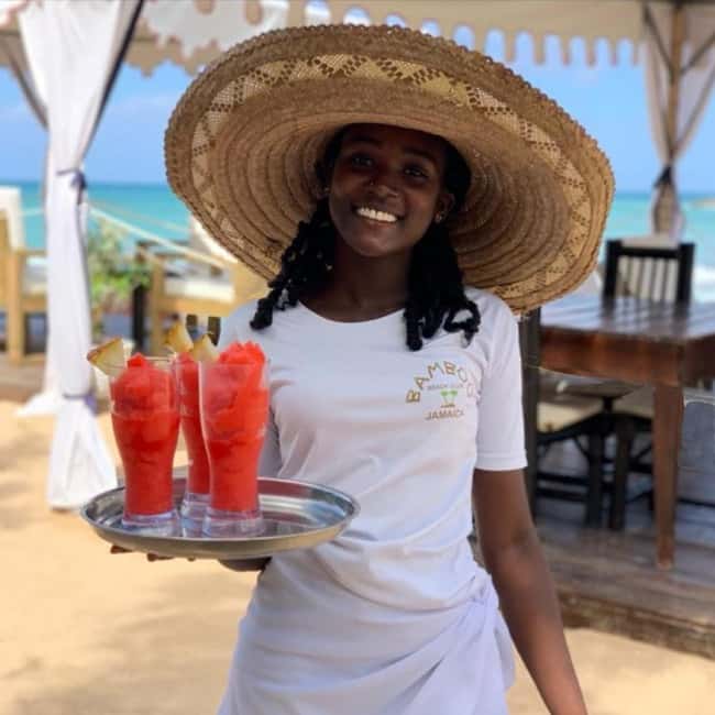Montego Bay: Dunn's River Falls & Lunch at Bamboo Beach Club - Lunch, drinks, and what the price really covers
