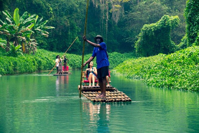 Montego Bay Highlight and Shopping Tour With Bamboo River Rafting - Trying the limestone foot massage