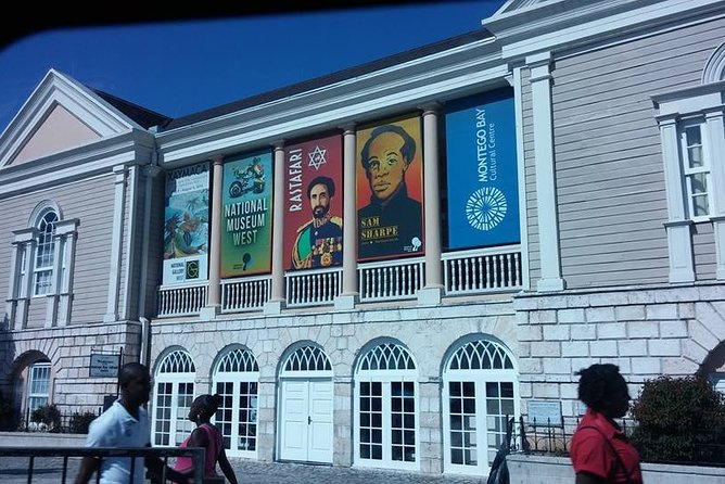 Montego Bay Highlights Tour from Montego Bay - Scotchies Drax Hall and the Jamaican food stop