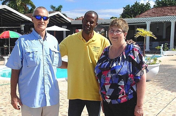 Montego Bay Hotels Private Airport Round Trip Transfers - Who should book this transfer