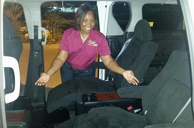 Montego Bay Hotels Private Transfer To & From MBJ Airport - Why Private Transport Can Be Worth the Price