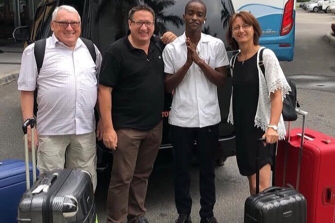 Montego Bay Jamaica Airport Transfer to Montego Bay and Falmouth - Why this airport transfer is more useful than a basic taxi
