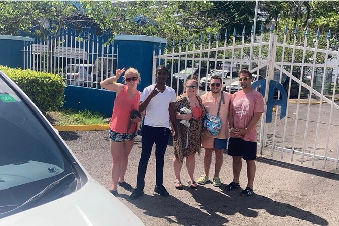 Montego Bay Jamaica Airport Transfer to Montego Bay and Falmouth - Round-trip planning for your flight home