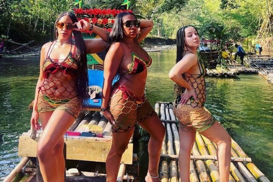 Montego Bay, Jamaica: Bamboo Rafting with Foot Massage - The foot massage and limestone tradition