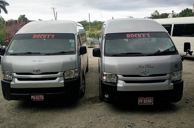 Montego Bay Private Airport Transfers to Montego Bay Hotels in the airport area - The 10 to 15 minute ride to Montego Bay hotels