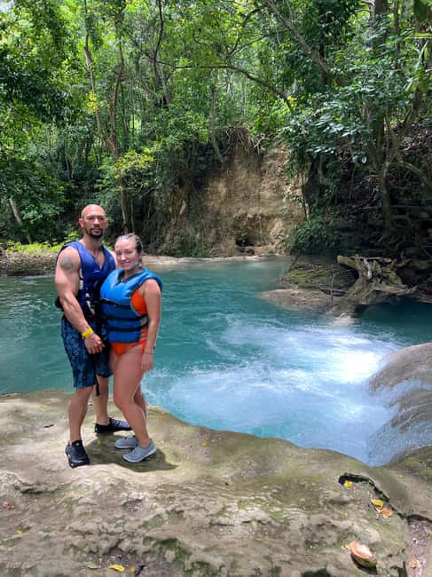 Montego Bay: Private Dunn's River Falls and Blue Hole Tour - The private-group question
