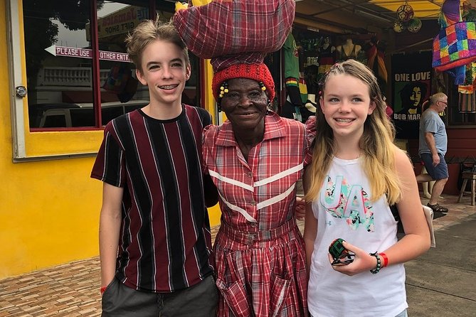 Montego Bay Private Shopping Tour with Hotel Pickup - The main risks: one shop, mixed communication, and missed pickups