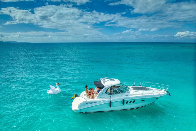 Montego Bay Private Yacht Tour with Open Bar and Lunch - Boarding at Montego Bay Yacht Club