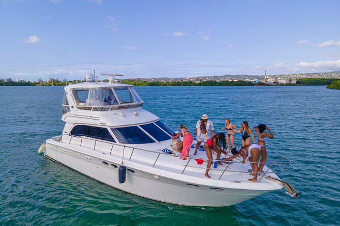 Montego Bay Private Yacht Tour with Open Bar and Lunch - The service experience, with a few cautions