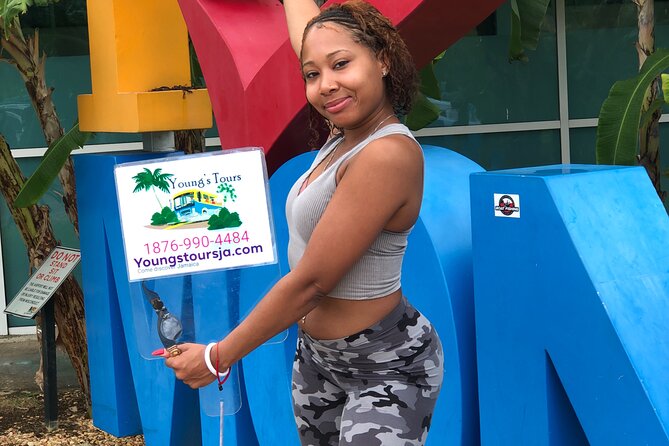 Montego Bay Roundtrip Luxury Transfer with Lounge Access - What the Montego Bay Transfer Package Really Includes