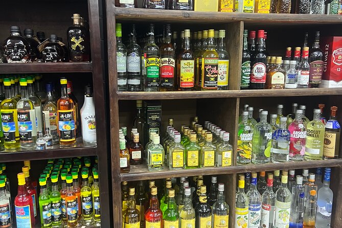 Montego Bay Sightseeing, Souvenir Shopping and local food hunt - Who will get the most from this outing?